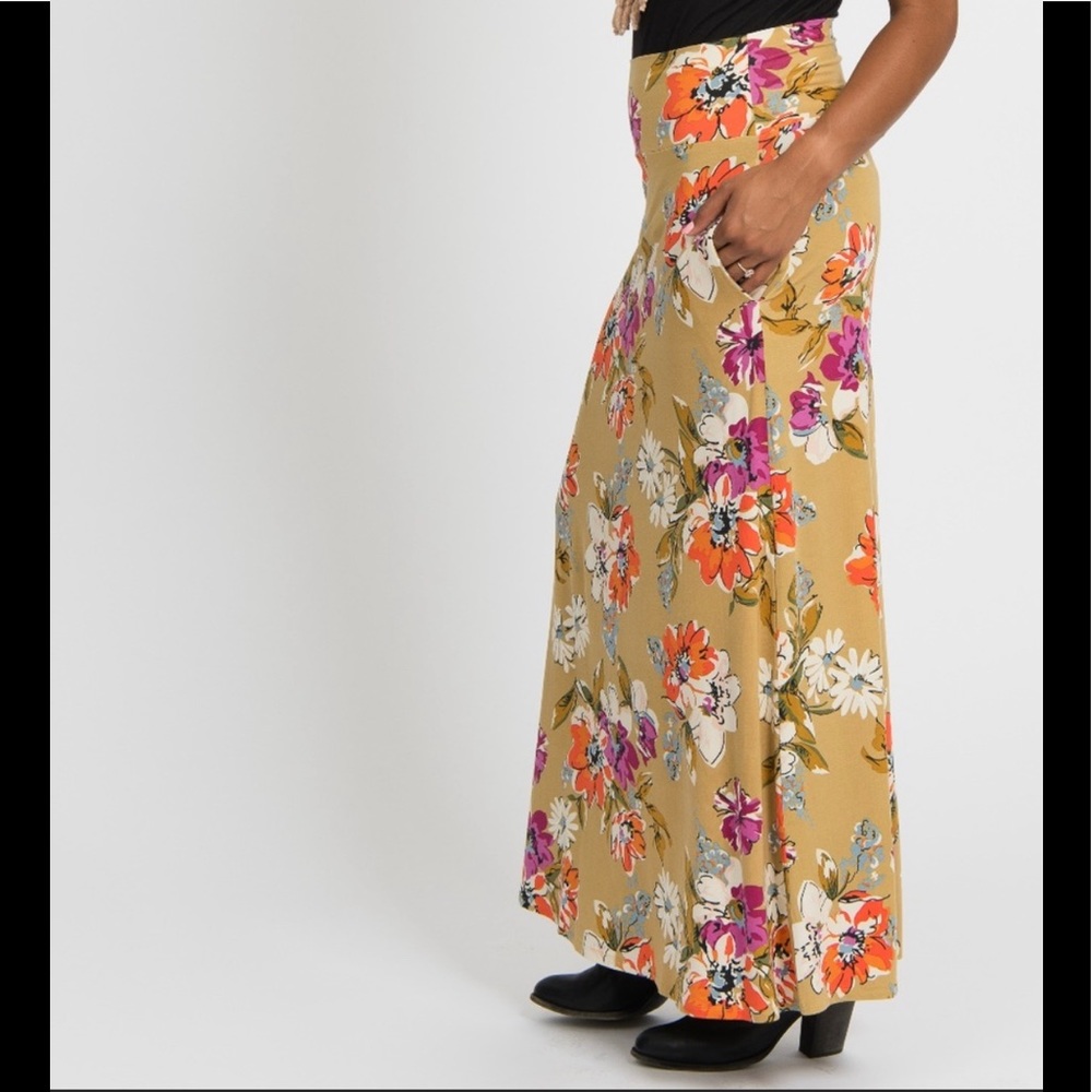 Maxi skirt